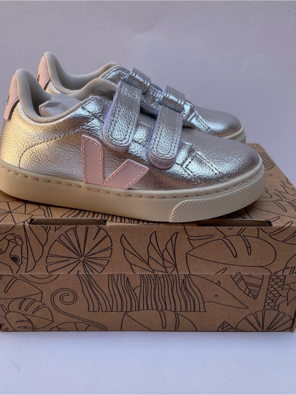 Veja Kids Small Esplar Sneakers New In Box
